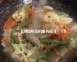 Foto langkah ke 2 dari resep Tumisan sayur part 4.