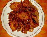 A picture of step 1 of Chicken bhurji.