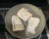 Foto langkah ke 4 dari resep Pan-seared Fish Fillet/ Ikan filet panggang.