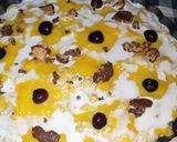 A picture of step 10 of Custard Cocoa trifle.