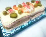 Foto del paso 6 de la receta: Pastel Sándwich de Langostinos 🦐 y Palito de Cangrejo 🦀