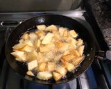 Foto del paso 2 de la receta: Tortilla de papa y algo más