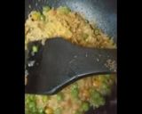A picture of step 5 of Bread chicken veg noodles pockets.