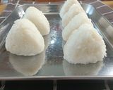 Une image de l'étape 3 de 🍙Onigiri croustillant aux graines de sésame.