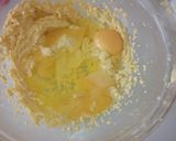 A picture of step 2 of Orange tea cake.