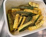 Une image de l'étape 5 de Courgettes croustillantes aux épices et parmesan.