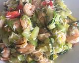 Seafood Stir Fry with Courgettes and Leeks recipe step 7 photo