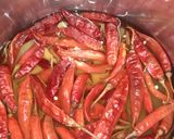 A picture of step 1 of Schezwan Sauce.