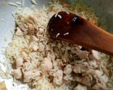A picture of step 3 of Stir fry rice and chicken.