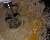 Foto del paso 3 de la receta: Medialunas de manteca