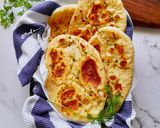 Foto langkah ke 16 dari resep Garlic Butter Naan.