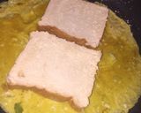 A picture of step 4 of Fried egg sandwich.