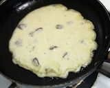 A picture of step 2 of Apple & Grapes Malpua.