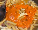 Foto del passaggio 6 della ricetta Penne al Sugo di Pesce