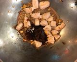 A picture of step 4 of Quick Chicken and cashew nut stir fry.