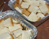 Foto langkah ke 1 dari resep Setup roti apel, Puding Roti (Apple Bread Pudding).