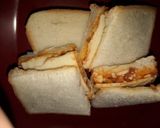 Foto langkah ke 4 dari resep Sandwich Telur Kornet.