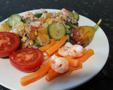 Foto del paso 4 de la receta: Arroz con calabacín, gambas, maíz y piña