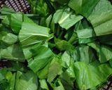 Foto langkah ke 1 dari resep Tumis Jamur Tiram dan Sawi.