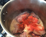 Foto del paso 3 de la receta: Carrilleras con zanahorias y guisantes