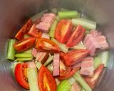 A picture of step 4 of Minestrone with celery and pork belly.