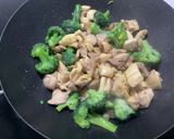 Foto del paso 1 de la receta: Pollo Korma con verduras
