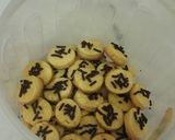 Foto langkah ke 6 dari resep Biskuit susu mungil.