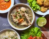Foto langkah ke 5 dari resep Soto dan Sup Ayam Kampung ala Pak Min Klaten.