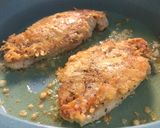 Foto del paso 2 de la receta: Pechuga en costra de parmesano y champiñones rostizados