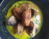 Foto langkah ke 4 dari resep Tongkol Bumbu Kuning.
