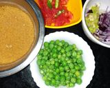 A picture of step 1 of Foxtail millet & Green Peas Tehri.