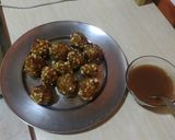 A picture of step 4 of Sabudana khichdi pakode leftover.