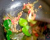 Foto langkah ke 3 dari resep Gulai Jantung Pisang dan Putih Telur.