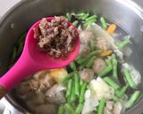 Foto langkah ke 5 dari resep Sayur Sop Bakso.