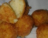 Foto langkah ke 9 dari resep Bola-Bola kentang keju.