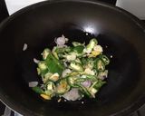 Foto langkah ke 3 dari resep Cumi Asin Cabai Hijau.