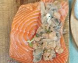 Foto del paso 3 de la receta: Salmón relleno de camarones y champiñones