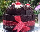 Foto langkah ke 12 dari resep Blackforest cake enak dan lembut.
