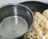 A picture of step 3 of Vegetable Maggi.