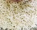 A picture of step 5 of Maggi Manchurian.