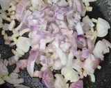 A picture of step 3 of Protein-Packed Veggie Paneer Roll.