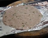 शिंगाडा पीठ थालीपीठ (shingada pith thalipeeth recipe in marathi) रेसिपी स्टेप 2 फोटो 