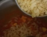 A picture of step 5 of Macaroni tomato gravy.