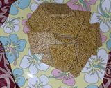 A picture of step 9 of Sesame seeds toffee.