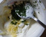 Φωτογραφία βήματος 3 της συνταγής Δροσερη σαλάτα αγγούρι καρότο με σος light
