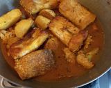 ফুলকপি দিয়ে কাতলা মাছের ঝোল। (Fish curry with Cauliflower recipe in Bengali) রেসিপি ধাপ - 4 ছবি