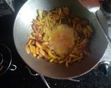 A picture of step 1 of Fried potato with scrambled egg.