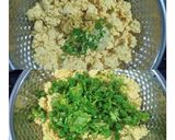 A picture of step 2 of Chana Dal Vada.
