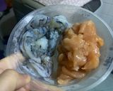 A picture of step 2 of Cream based pasta (Melayu style lol).