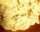 A picture of step 4 of Poricha pathiri/malabar fried pathiri.